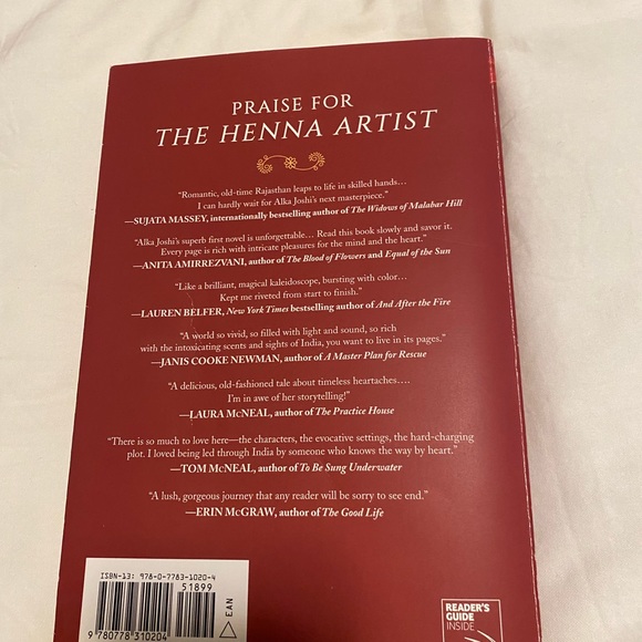 Novel/Book: The Henna Artist - Picture 3 of 7